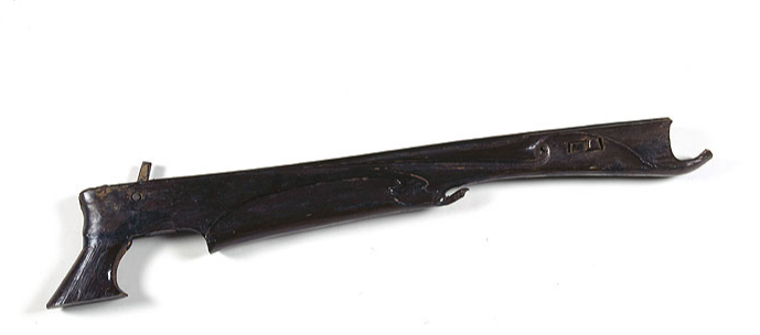 汉代锥画漆弩机(湖南博物院藏)